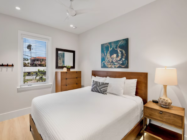 Waterfront Anna Maria Rental Home 3 Minute Walk to Beaches